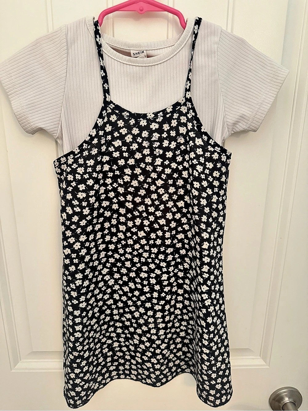 Girls Floral Mini Dress in Black & White versatile minimalist Like New